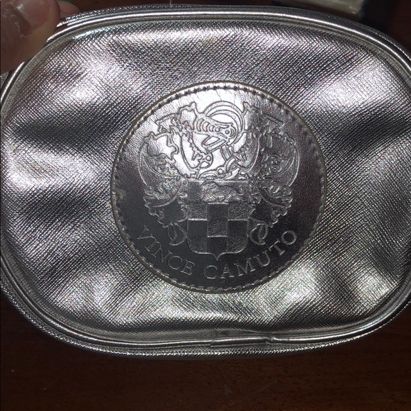 Vince Camuto makeup pouch - Picture 1 of 4